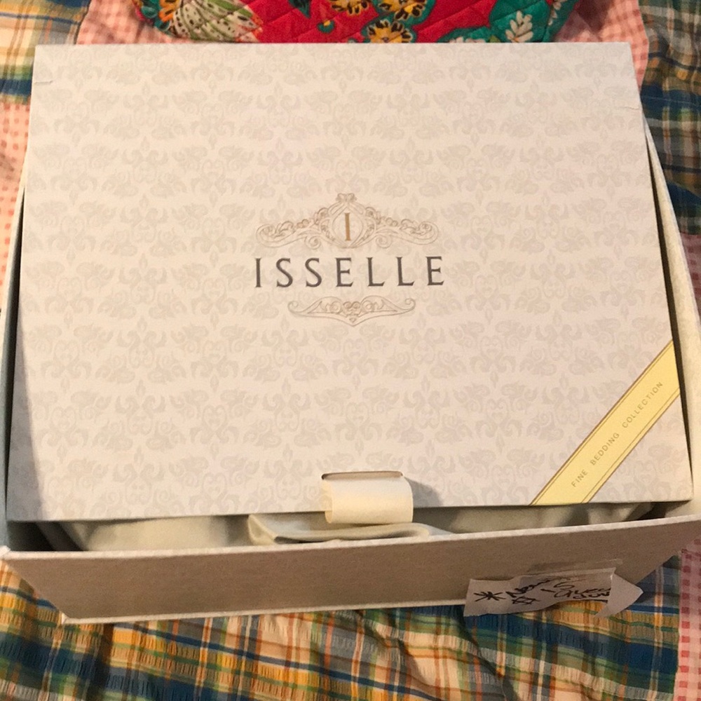 Isselle tan duvet